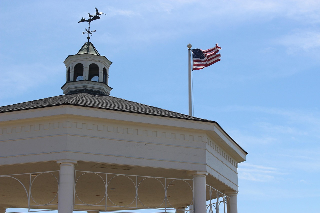 The Resilience of Portuguese Immigrant Communities in Massachusetts Amid Economic Challenges